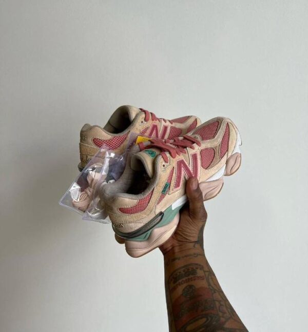 New Balance 9060