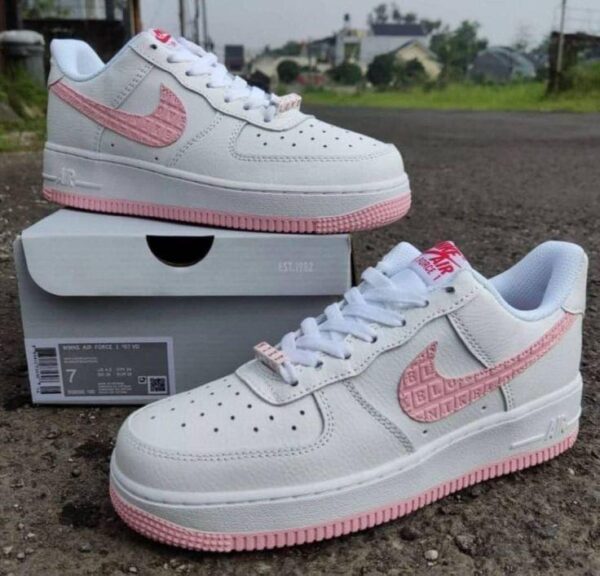 Nike Air Force